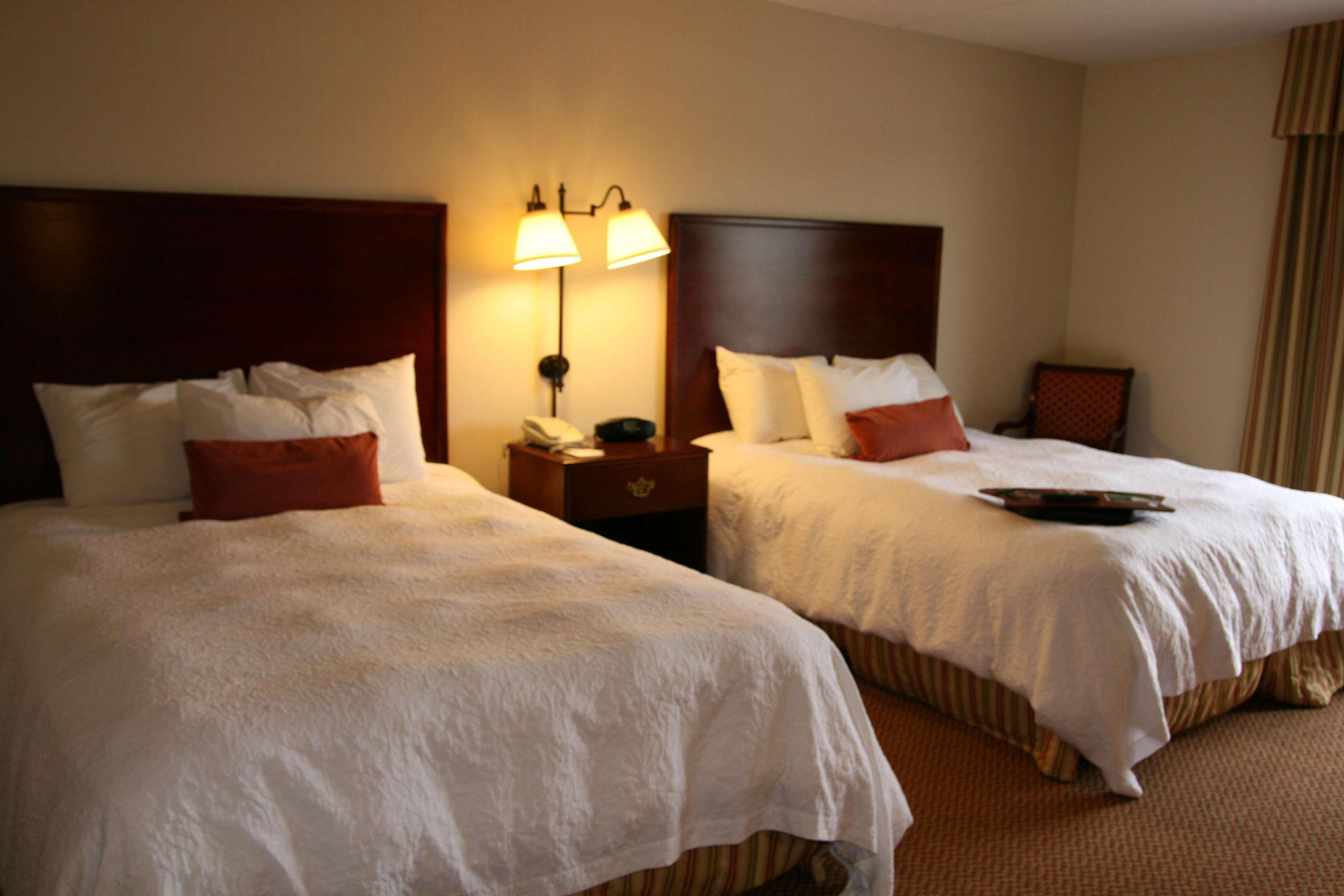 Hampton Inn Эмпория Номер фото
